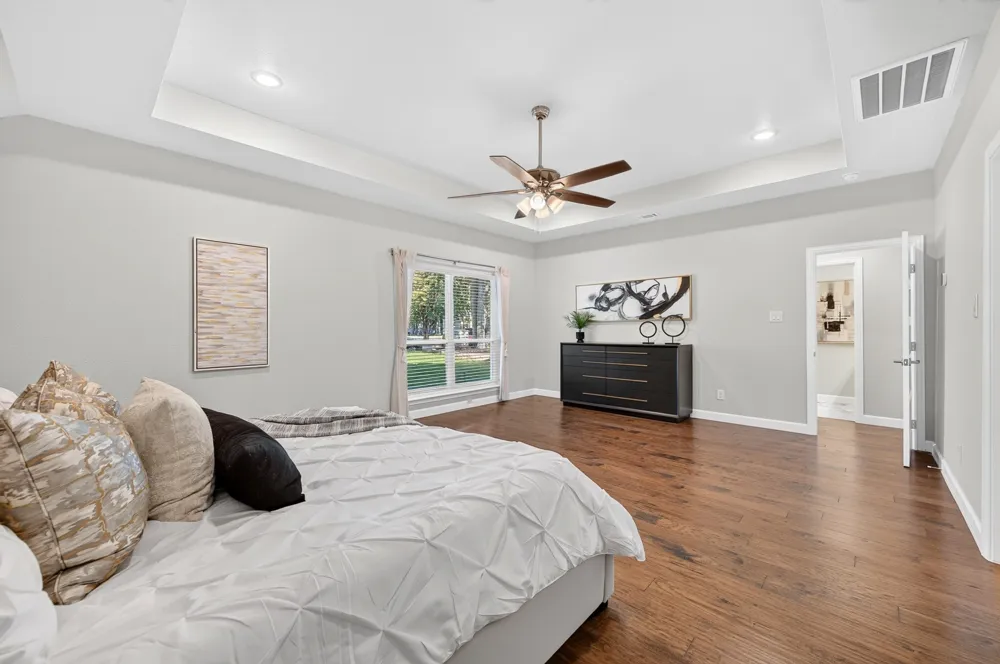 801 Highwoods Trail Fort Worth, TX 76112