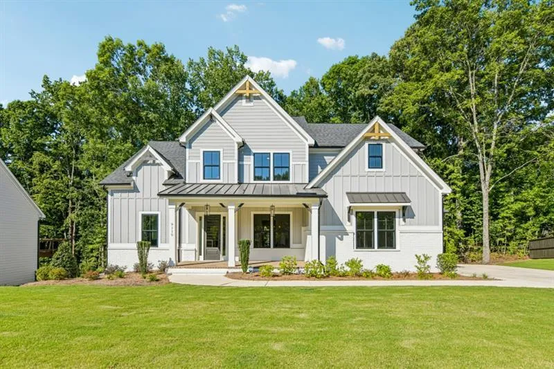 9110 Greenway Court Gainesville, GA 30506