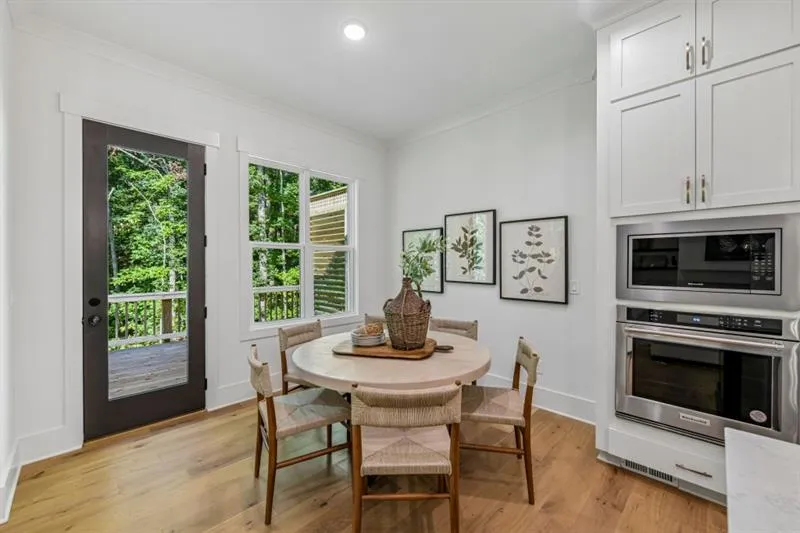 9110 Greenway Court Gainesville, GA 30506