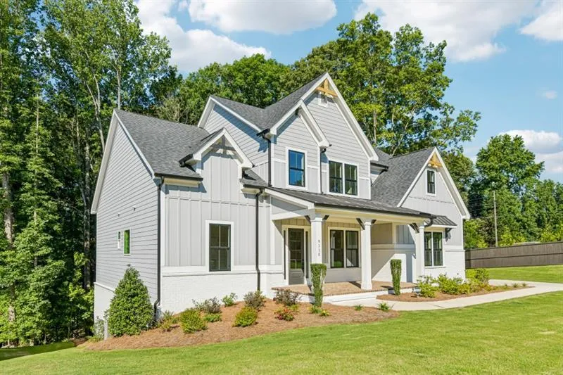 9110 Greenway Court Gainesville, GA 30506