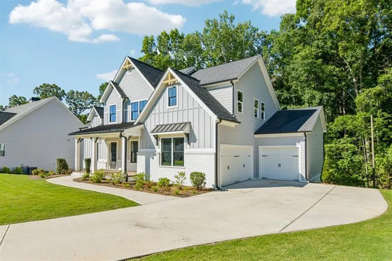 9110 Greenway Court Gainesville, GA 30506