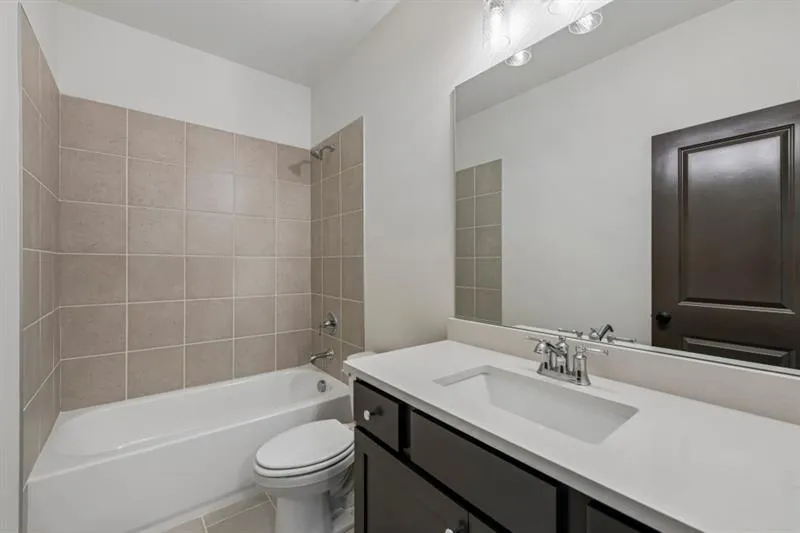 9110 Greenway Court Gainesville, GA 30506
