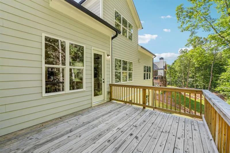 9110 Greenway Court Gainesville, GA 30506