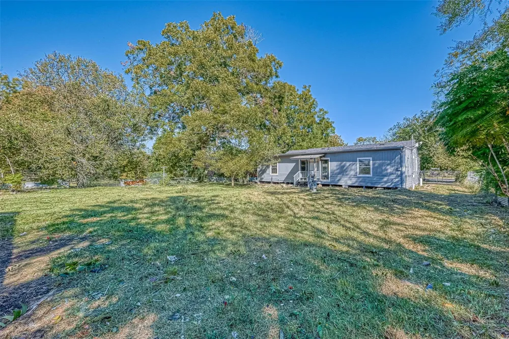 4118 Sunflower Street Houston, TX 77051