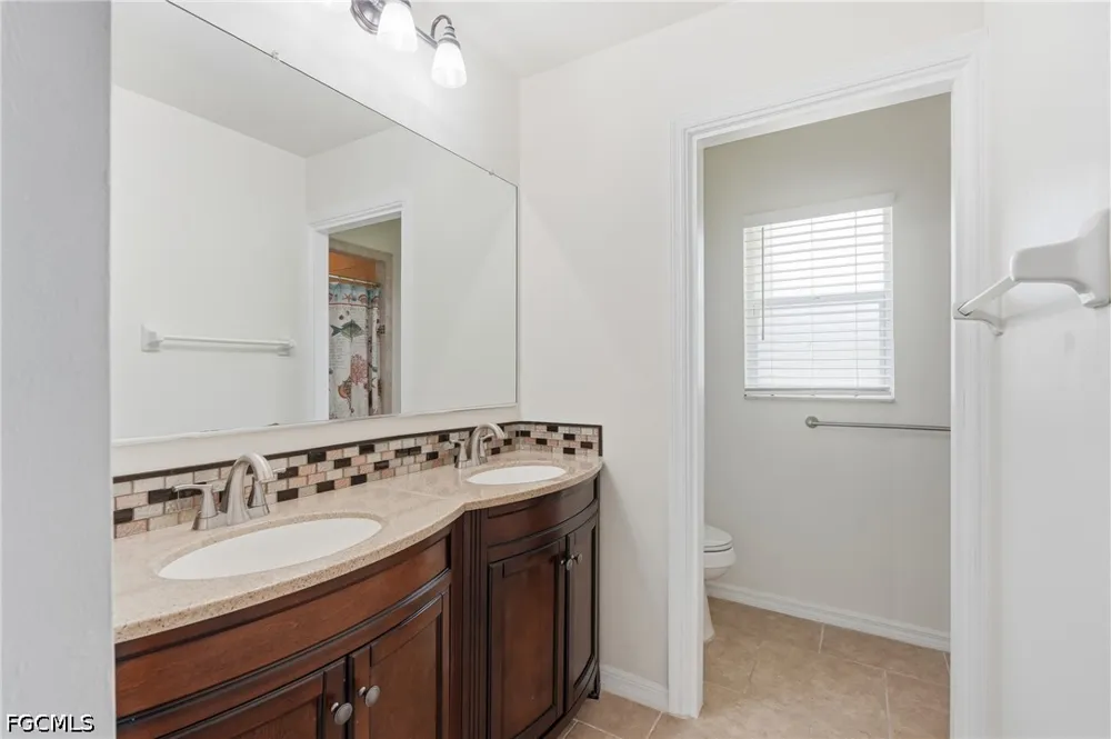 SW 33rd Street Cape Coral, FL 33914