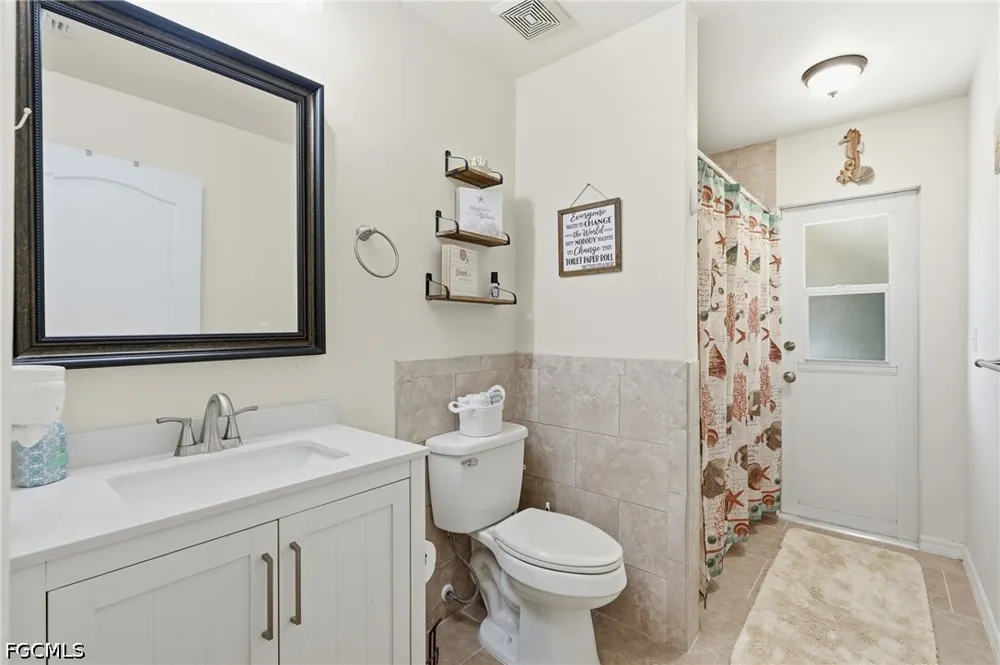 SW 33rd Street Cape Coral, FL 33914