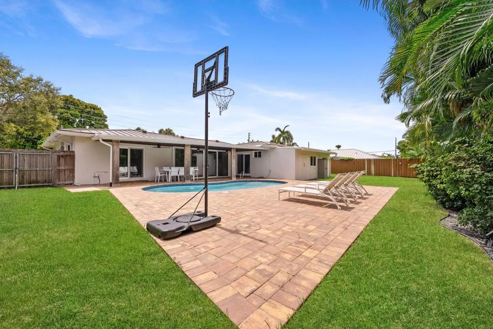 1051 NW 3rd Street Boca Raton, FL 33486