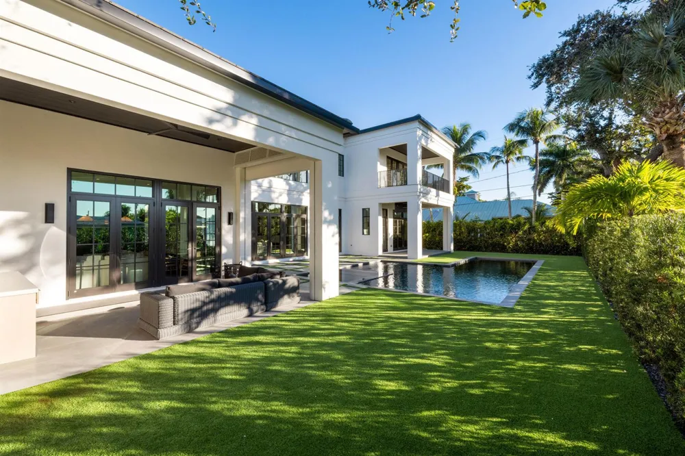 12385 COCONUT ROW ROAD Palm Beach Gardens, FL 33410