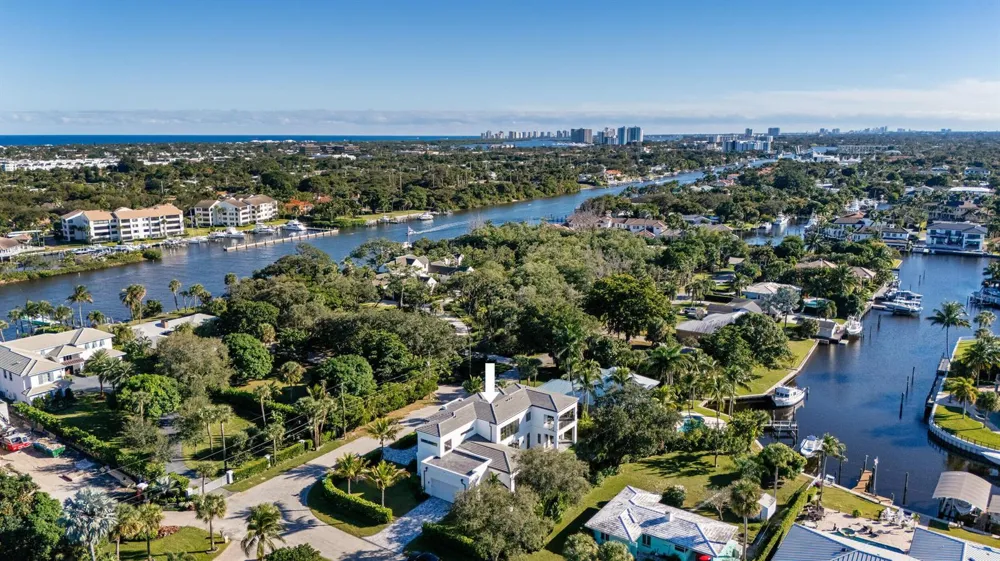 12385 COCONUT ROW ROAD Palm Beach Gardens, FL 33410