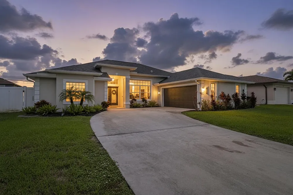 1718 SW Penrose Avenue Port St. Lucie, FL 34953
