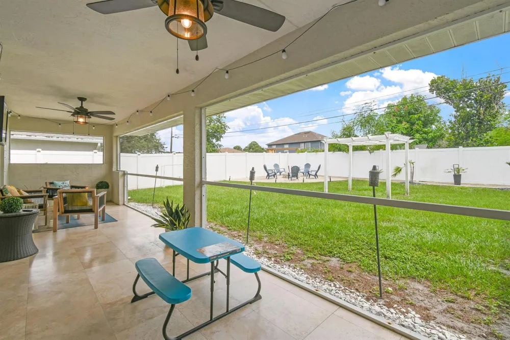 1718 SW Penrose Avenue Port St. Lucie, FL 34953