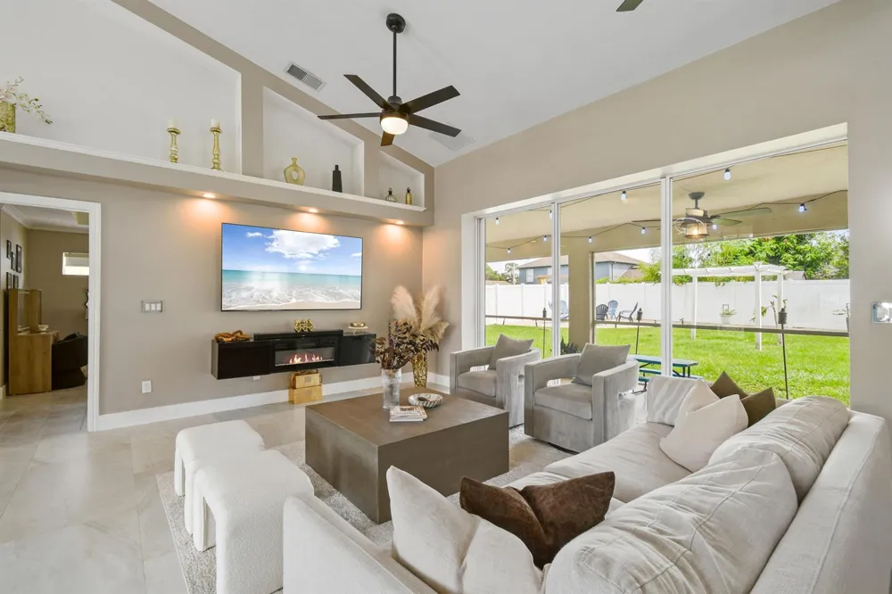 1718 SW Penrose Avenue Port St. Lucie, FL 34953