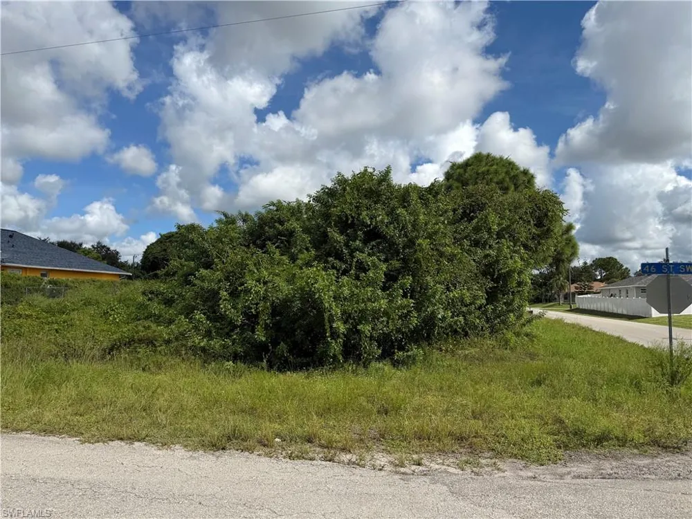 2902 46th Street SW Lehigh Acres, FL 33976