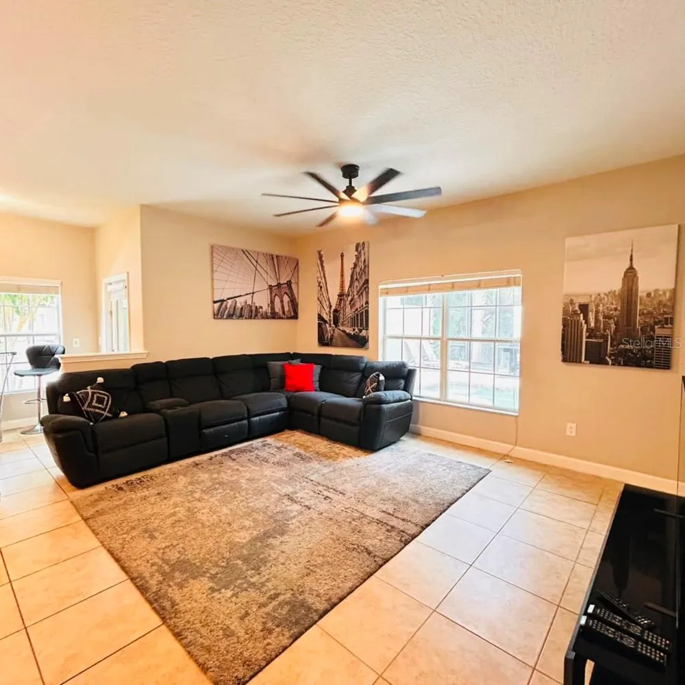 2979 BANANA PALM DRIVE Kissimmee, FL 34747