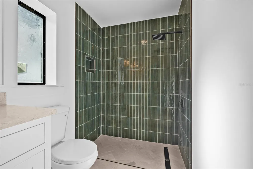 4495 CLEARWATER HARBOR DRIVE S Largo, FL 33770
