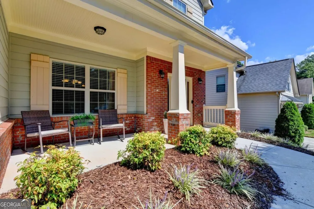 5691 Crest Hill DR Buford, GA 30518