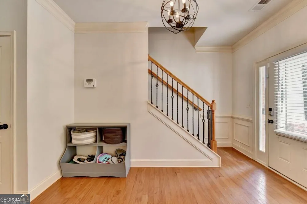 5691 Crest Hill DR Buford, GA 30518