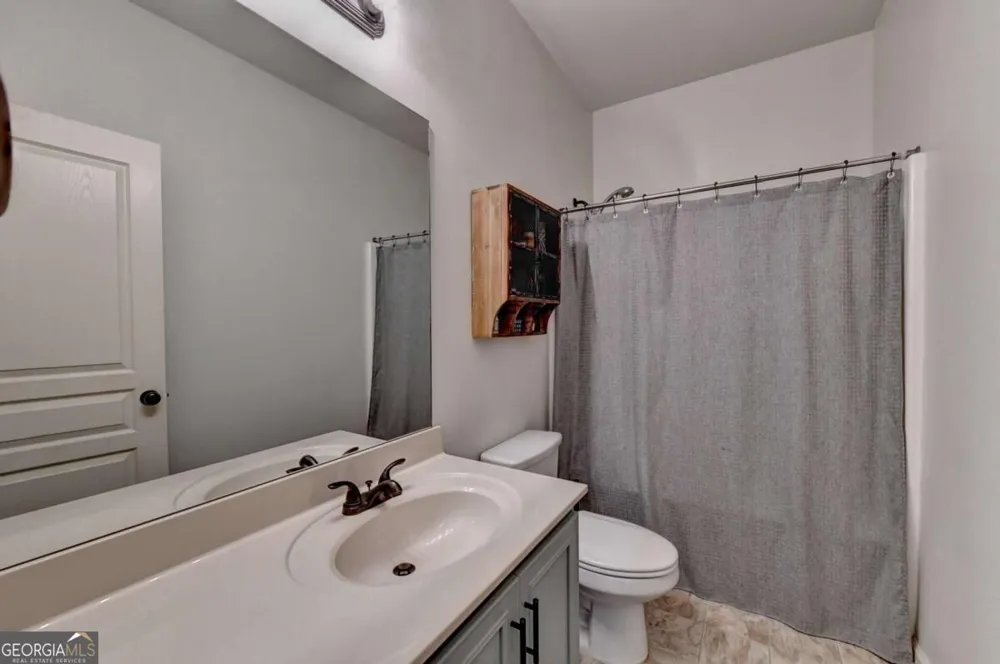 5691 Crest Hill DR Buford, GA 30518