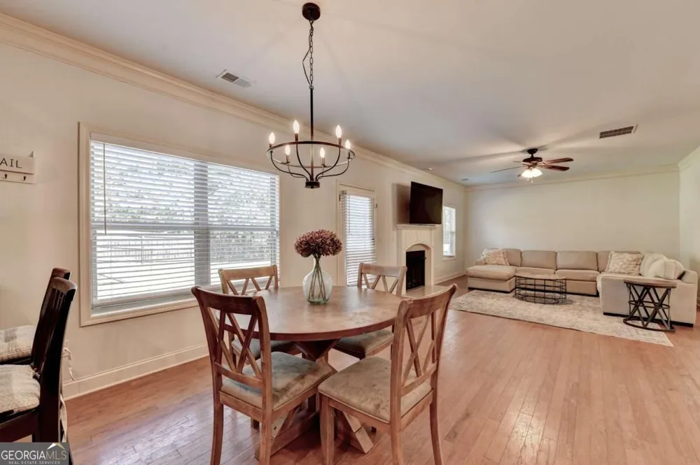 5691 Crest Hill DR Buford, GA 30518