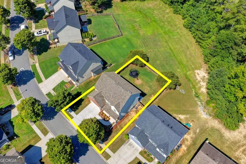 5691 Crest Hill DR Buford, GA 30518