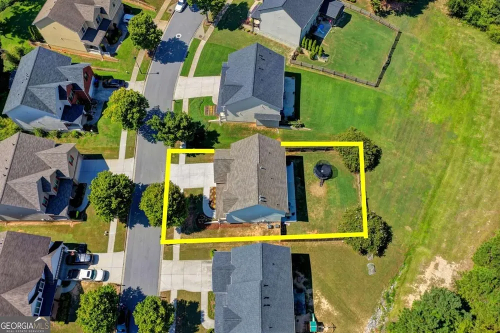 5691 Crest Hill DR Buford, GA 30518