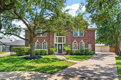 2819 Gray Moss Court