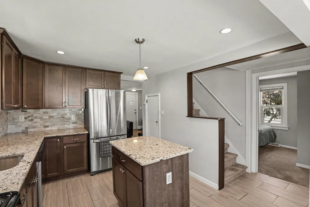 21915 Ridgeway Street Saint Clair Shores, MI 48080