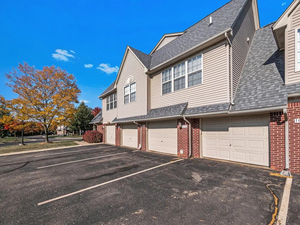 1112 Addington Lane Ann Arbor, MI 48108