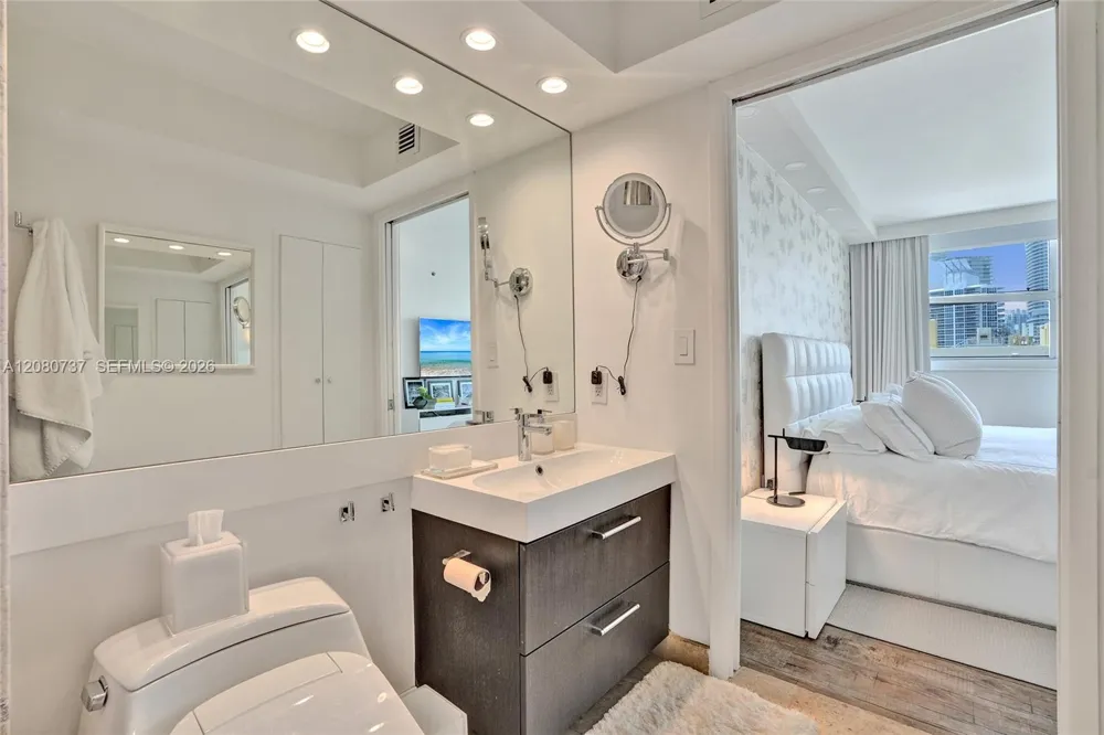 90 Alton Rd #1411 Miami Beach, FL 33139