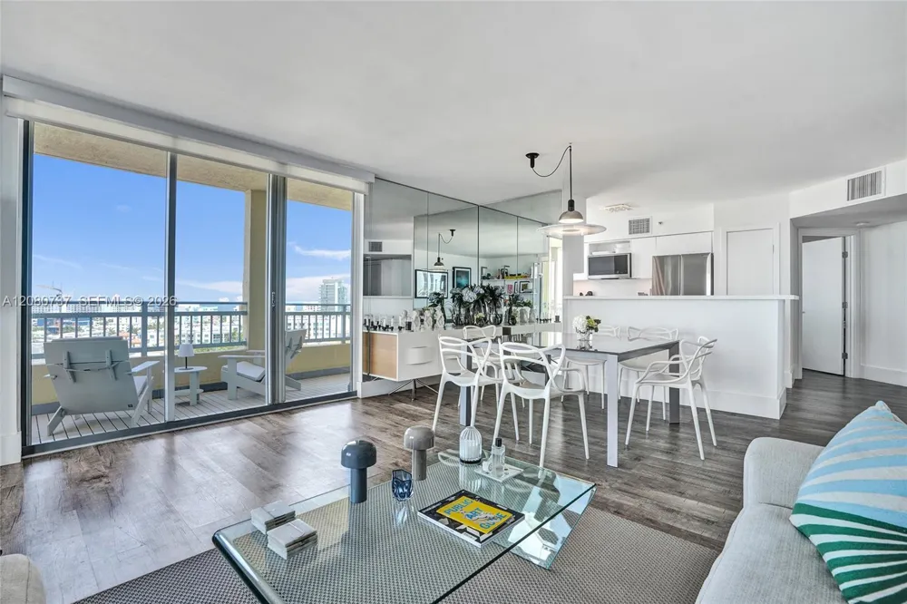 90 Alton Rd #1411 Miami Beach, FL 33139