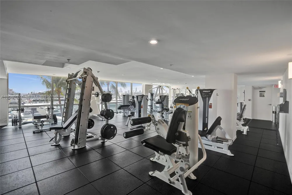 90 Alton Rd #1411 Miami Beach, FL 33139