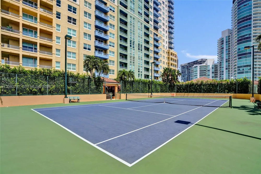 90 Alton Rd #1411 Miami Beach, FL 33139