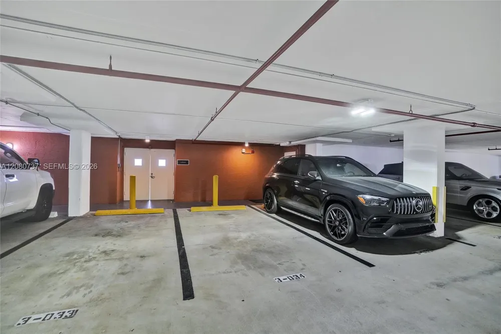 90 Alton Rd #1411 Miami Beach, FL 33139