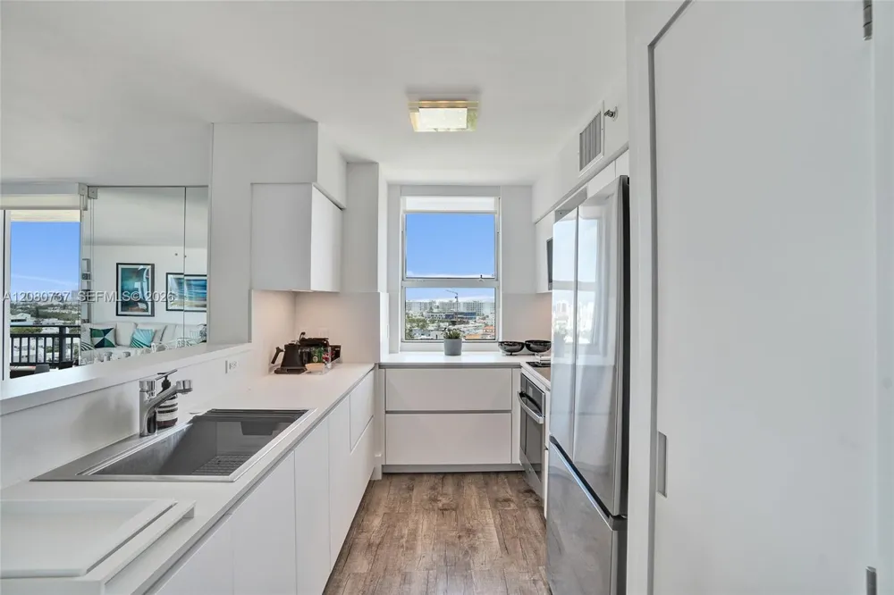 90 Alton Rd #1411 Miami Beach, FL 33139