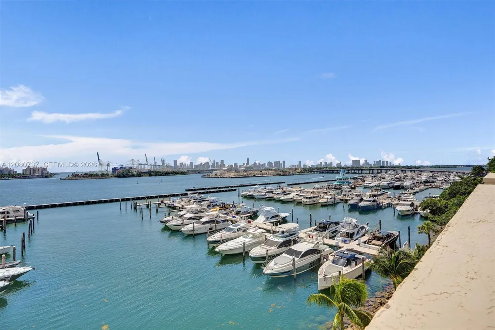 90 Alton Rd #1411 Miami Beach, FL 33139