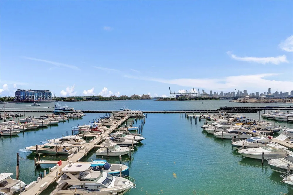 90 Alton Rd #1411 Miami Beach, FL 33139