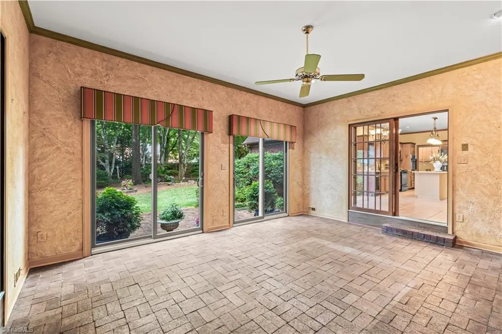 1305 Swanner Court High Point, NC 27262