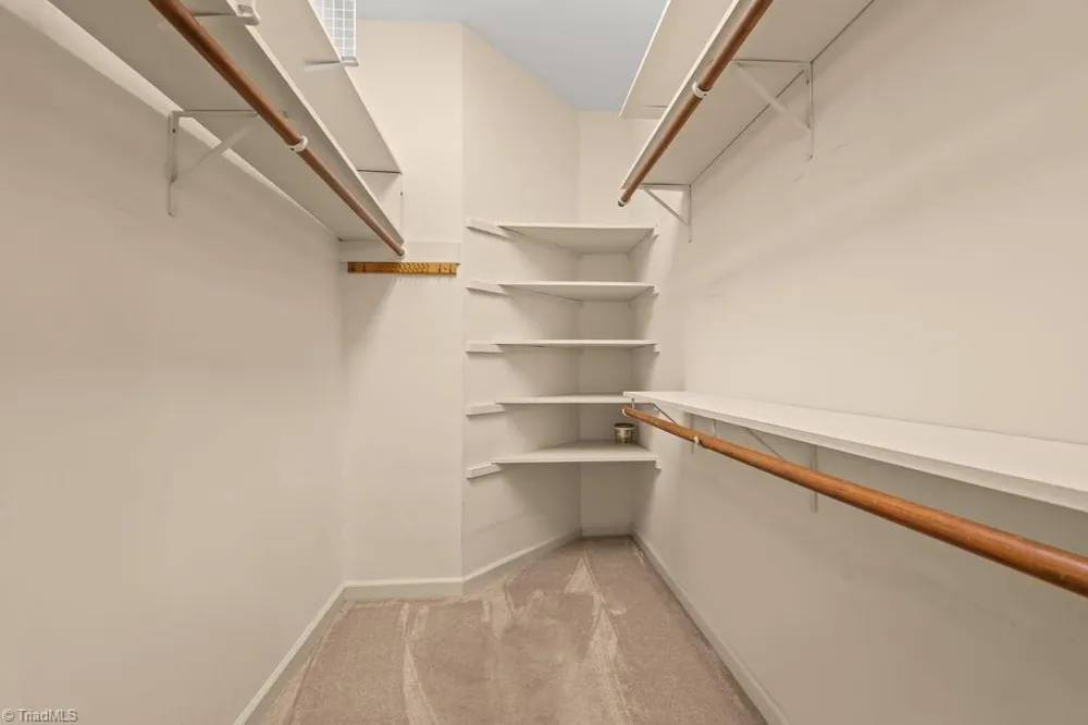 1305 Swanner Court High Point, NC 27262