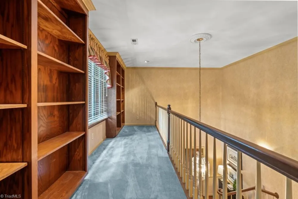 1305 Swanner Court High Point, NC 27262