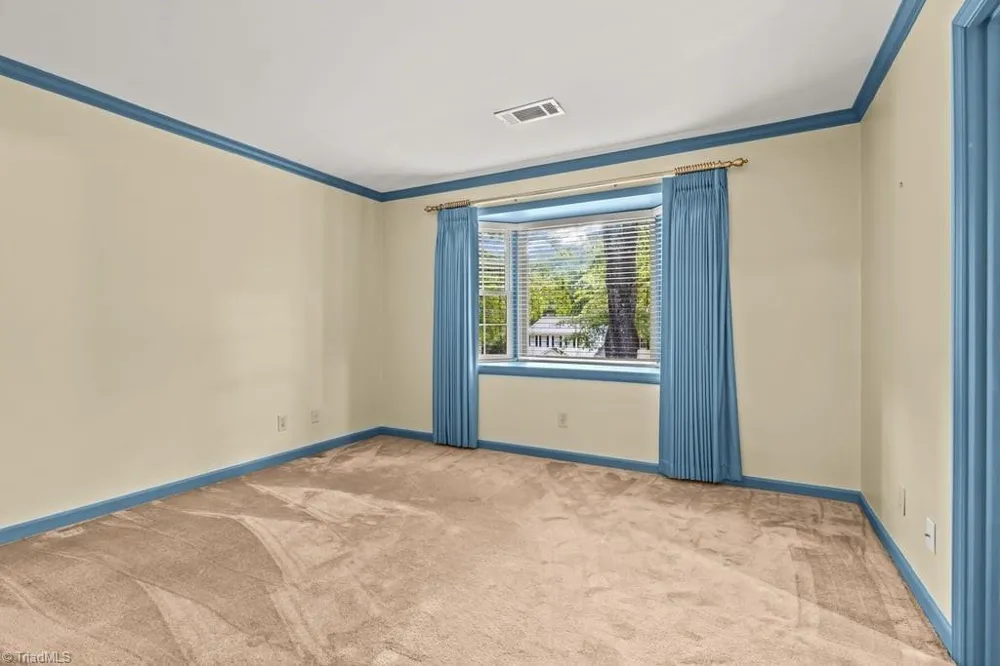 1305 Swanner Court High Point, NC 27262