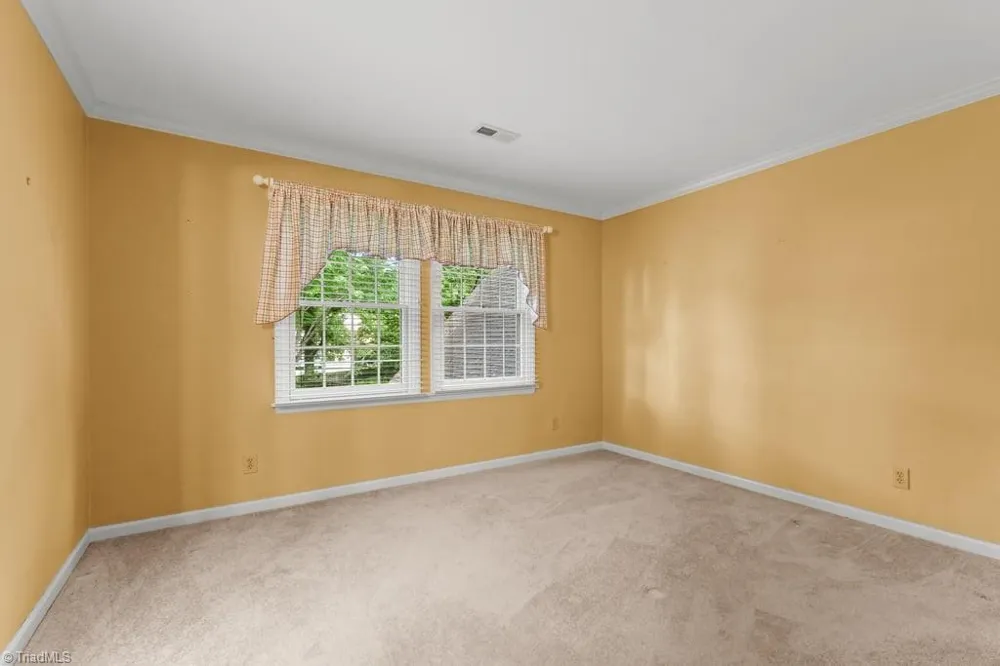 1305 Swanner Court High Point, NC 27262