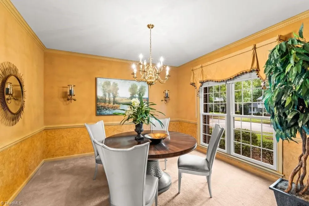 1305 Swanner Court High Point, NC 27262