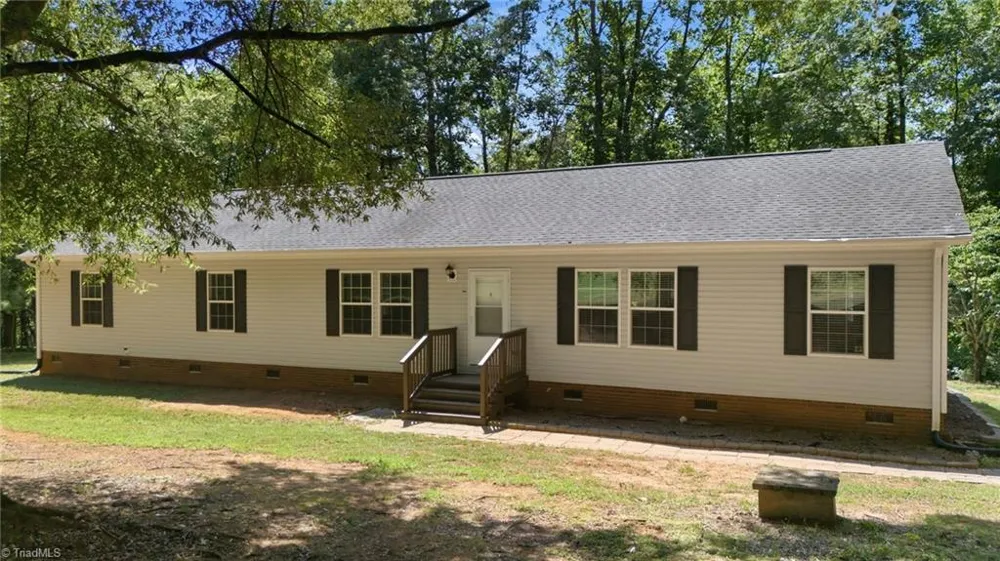 4851 Murray Road Winston-Salem, NC 27106