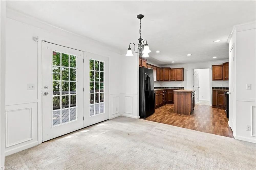 4851 Murray Road Winston-Salem, NC 27106