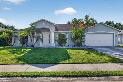 2502 Nature Pointe Loop