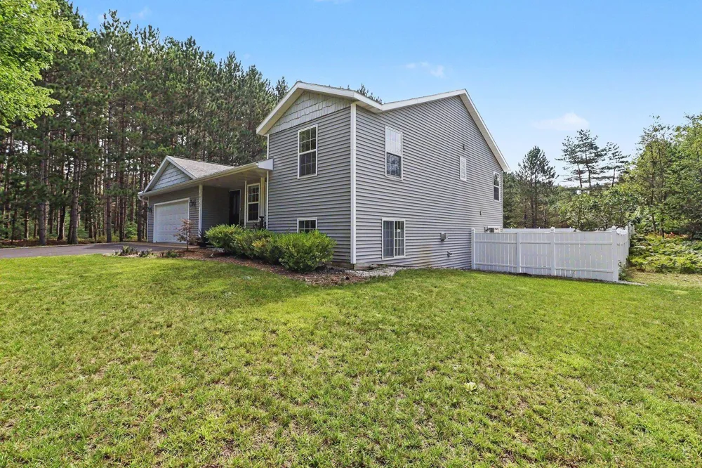 10763 Sweet Lilac Lane Green Lake Township, MI 49643