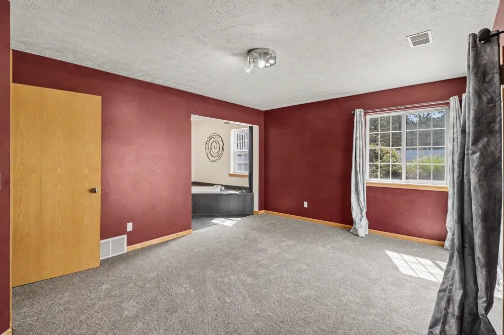 10763 Sweet Lilac Lane Green Lake Township, MI 49643