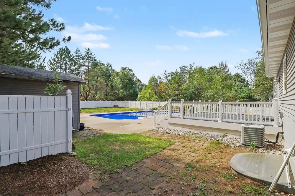 10763 Sweet Lilac Lane Green Lake Township, MI 49643
