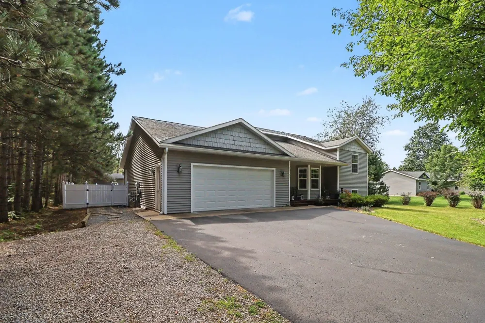 10763 Sweet Lilac Lane Green Lake Township, MI 49643