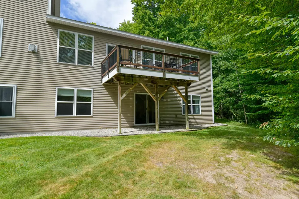 818 Bay Cliff Drive Suttons Bay Township, MI 49682